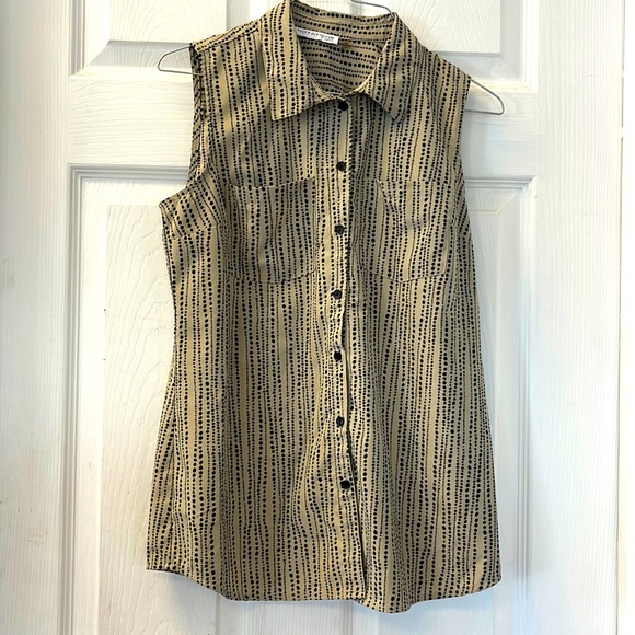Notations Tops - Sleeveless top